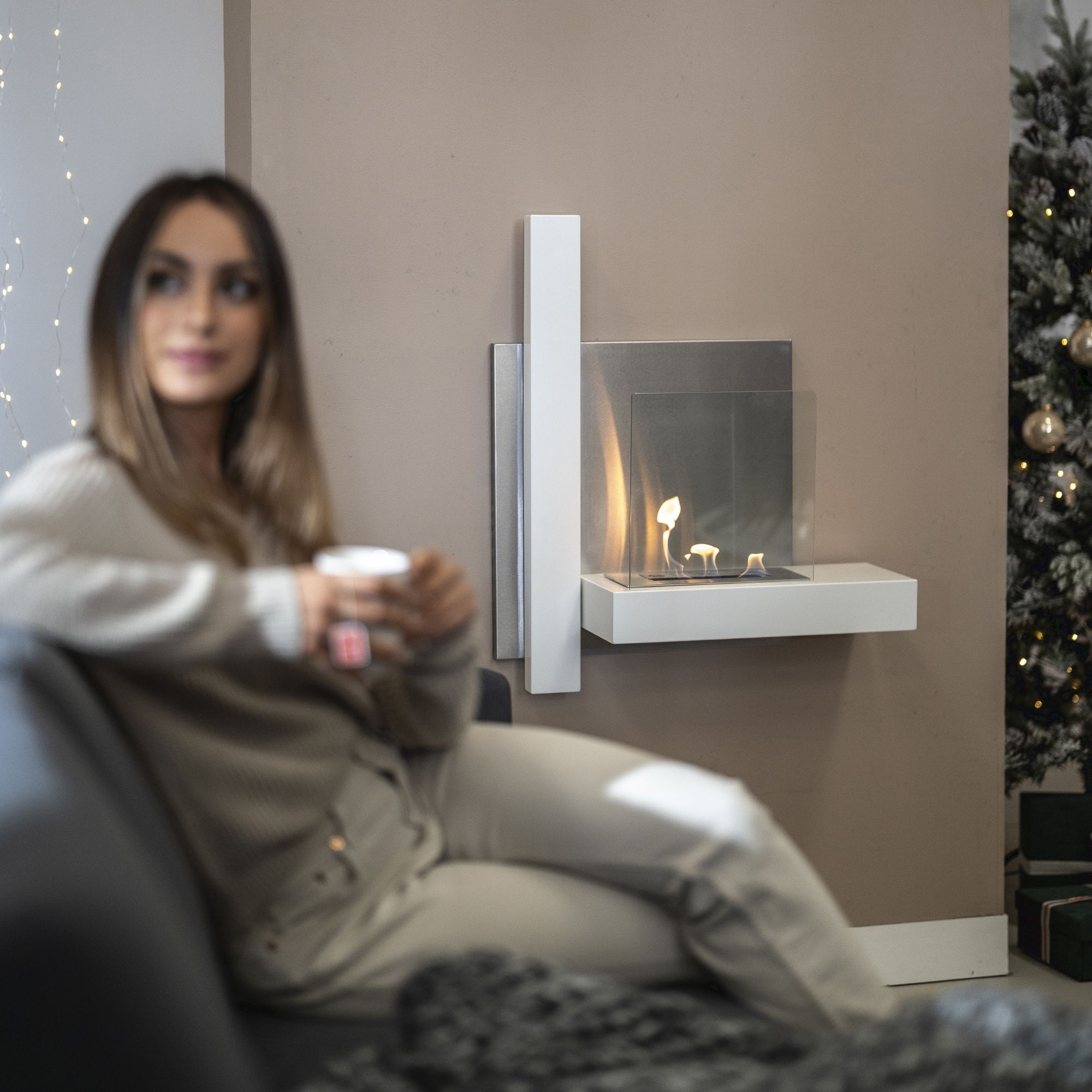 Camino da parete <span>GRAM bianco</span> - immagine 3