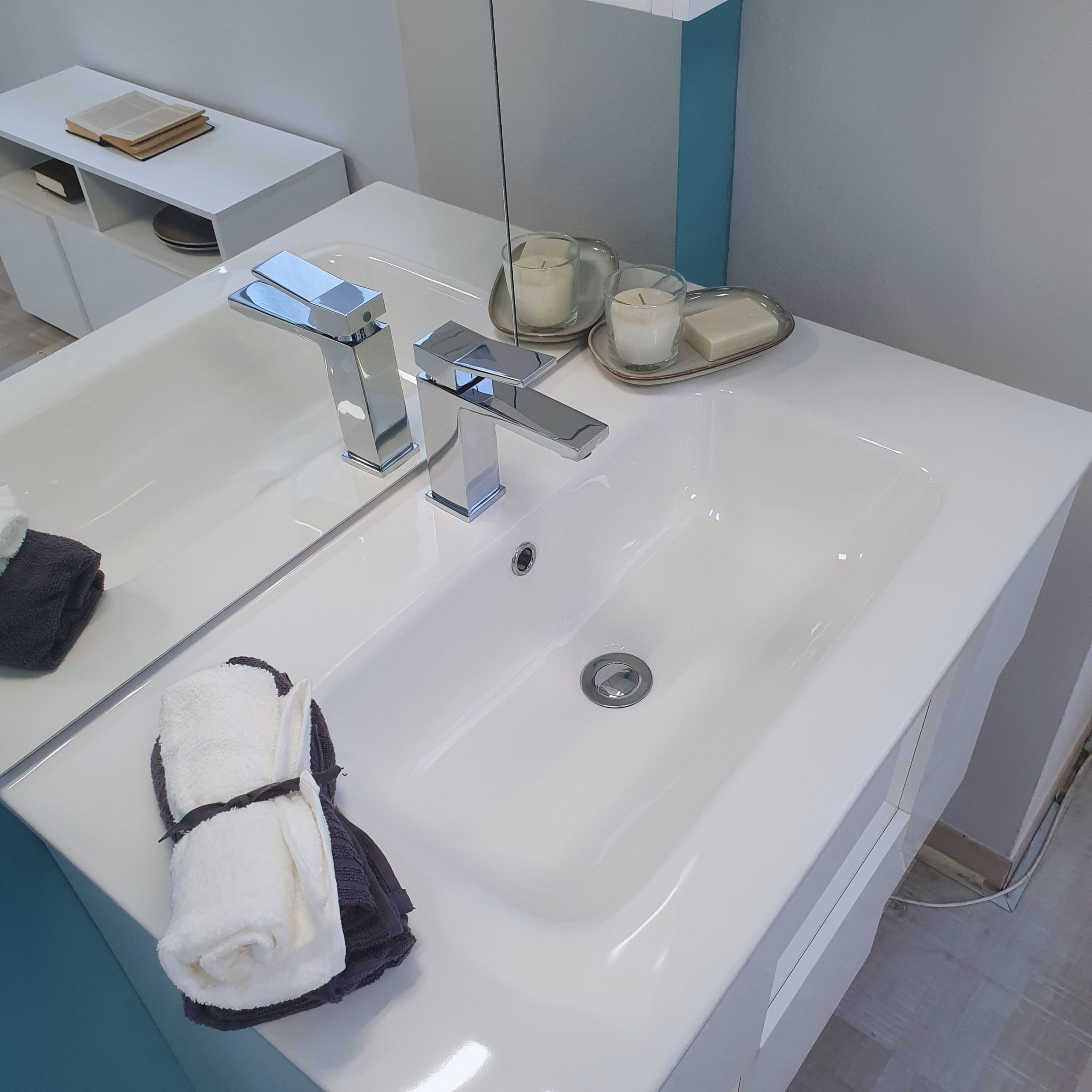 Lavabo da incasso vasca rettangolare 80x46,5 cm - immagine 3