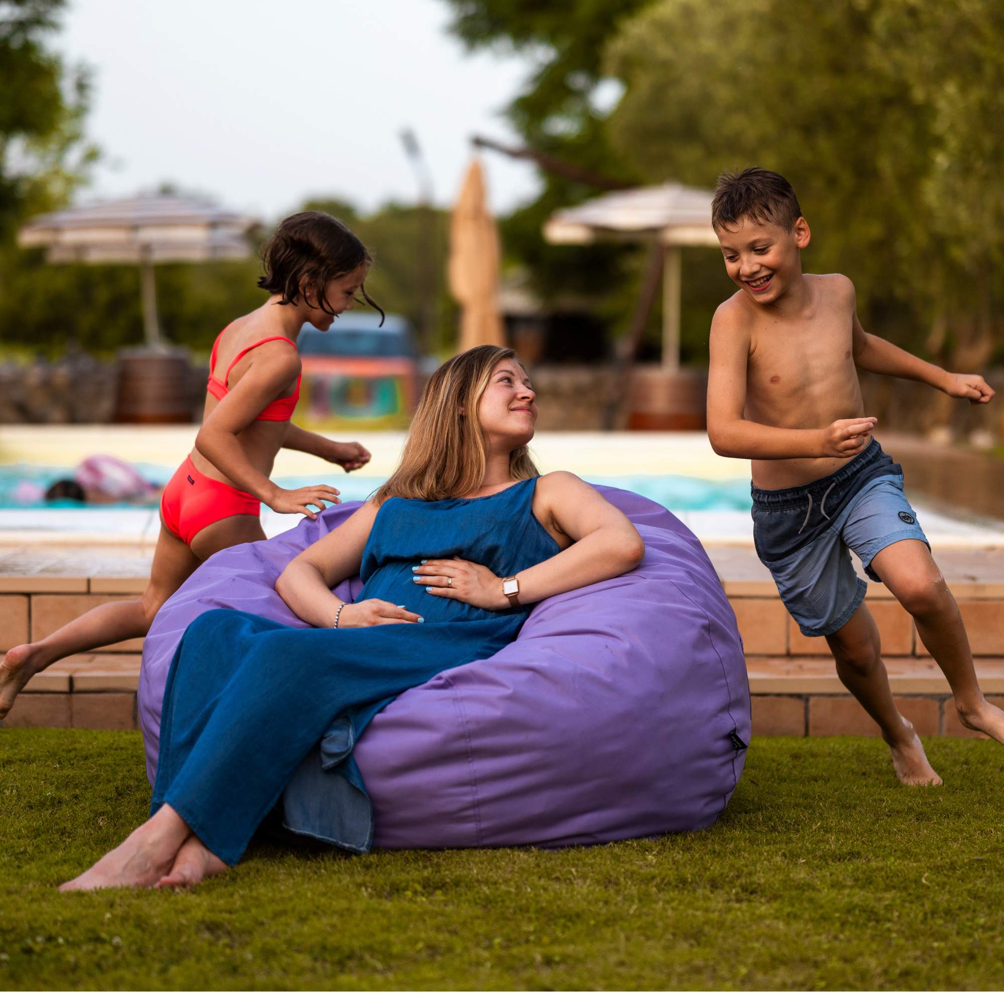 Poltrona sacco da esterno <span>Joy Viola</span> - immagine 2