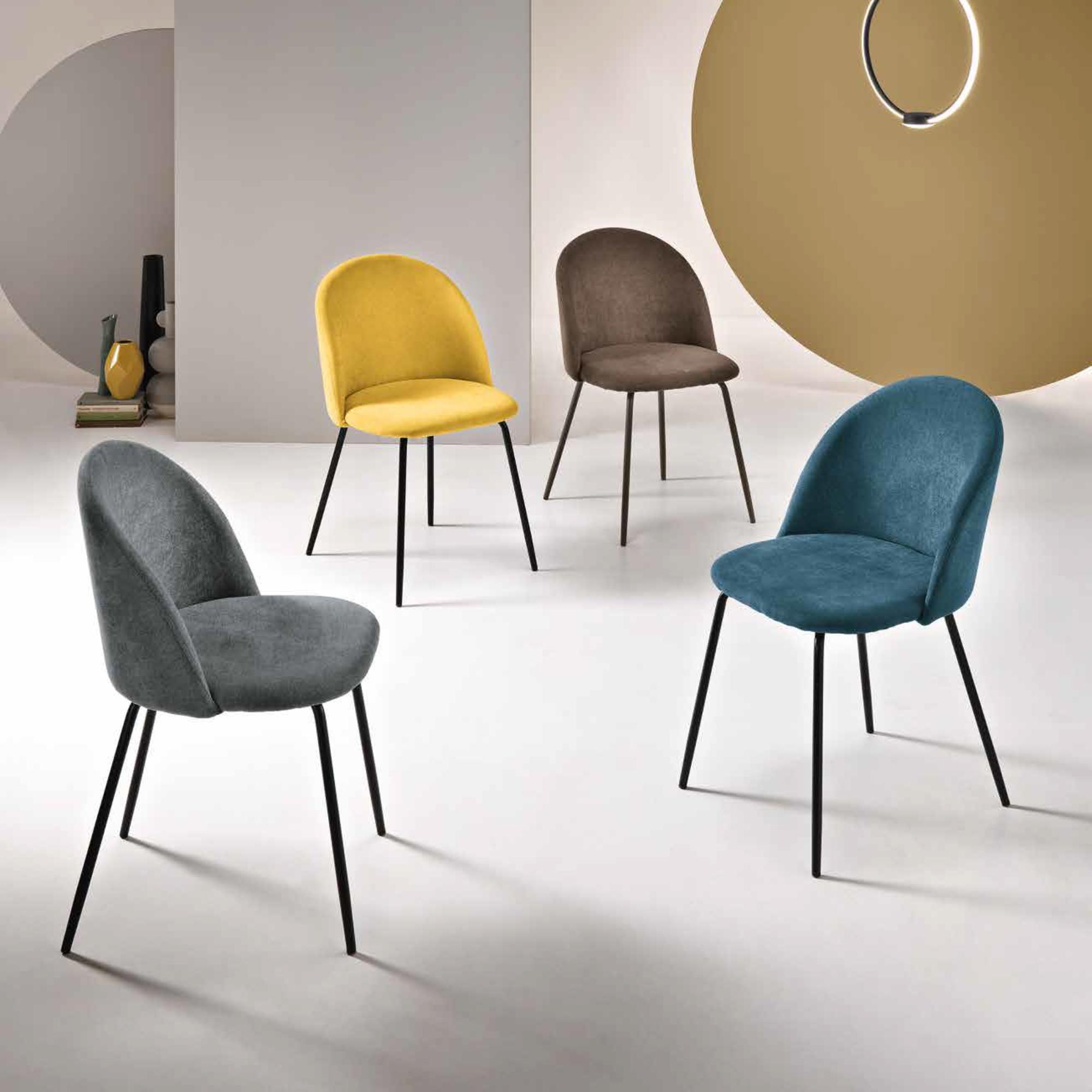 Sedia rivestita in tessuto imbottito<span>Giallo KARA</span> - immagine 4