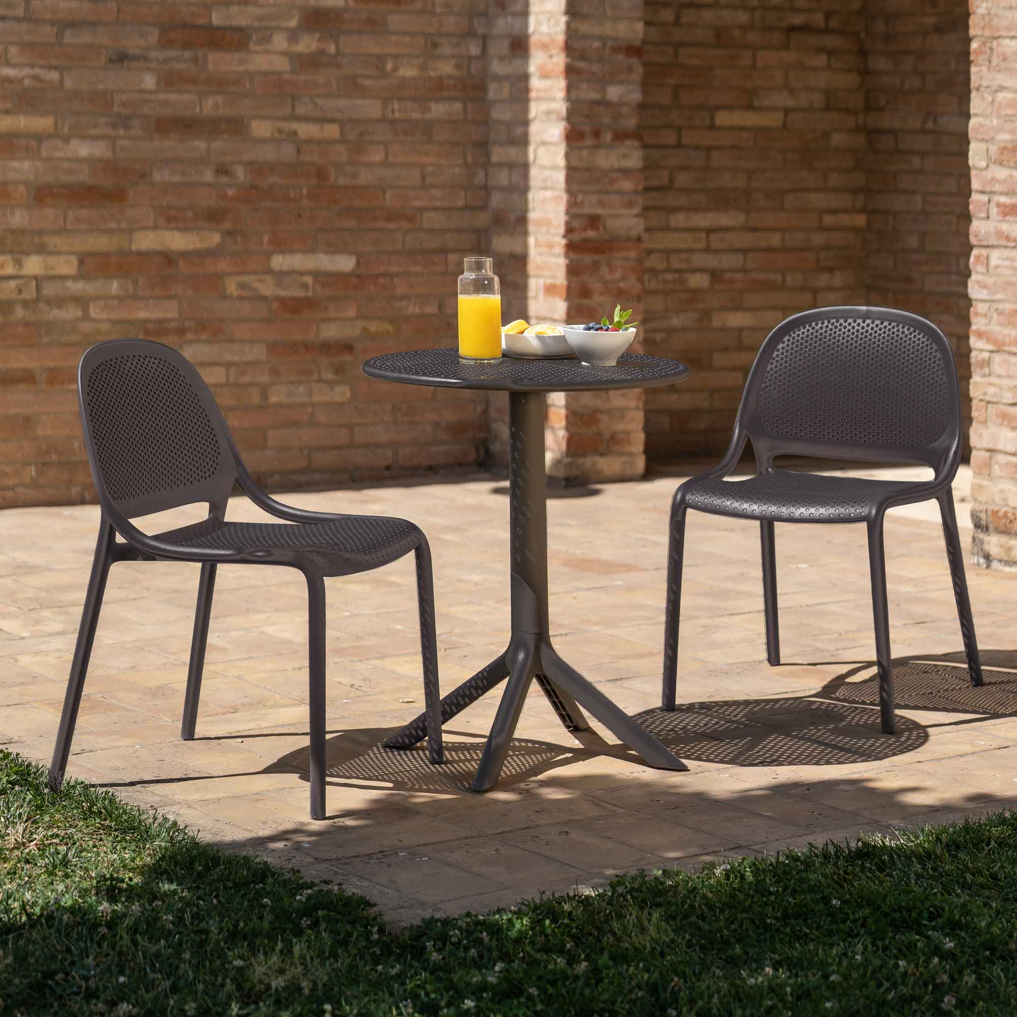 Sedia da esterno impilabile <span>Antracite GAP</span> - immagine 5