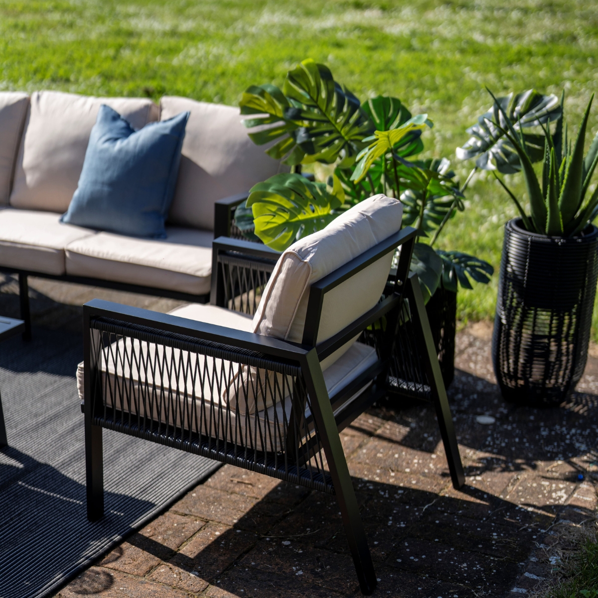 Set da esterno in metallo e Rattan nero Tunisi - immagine 4